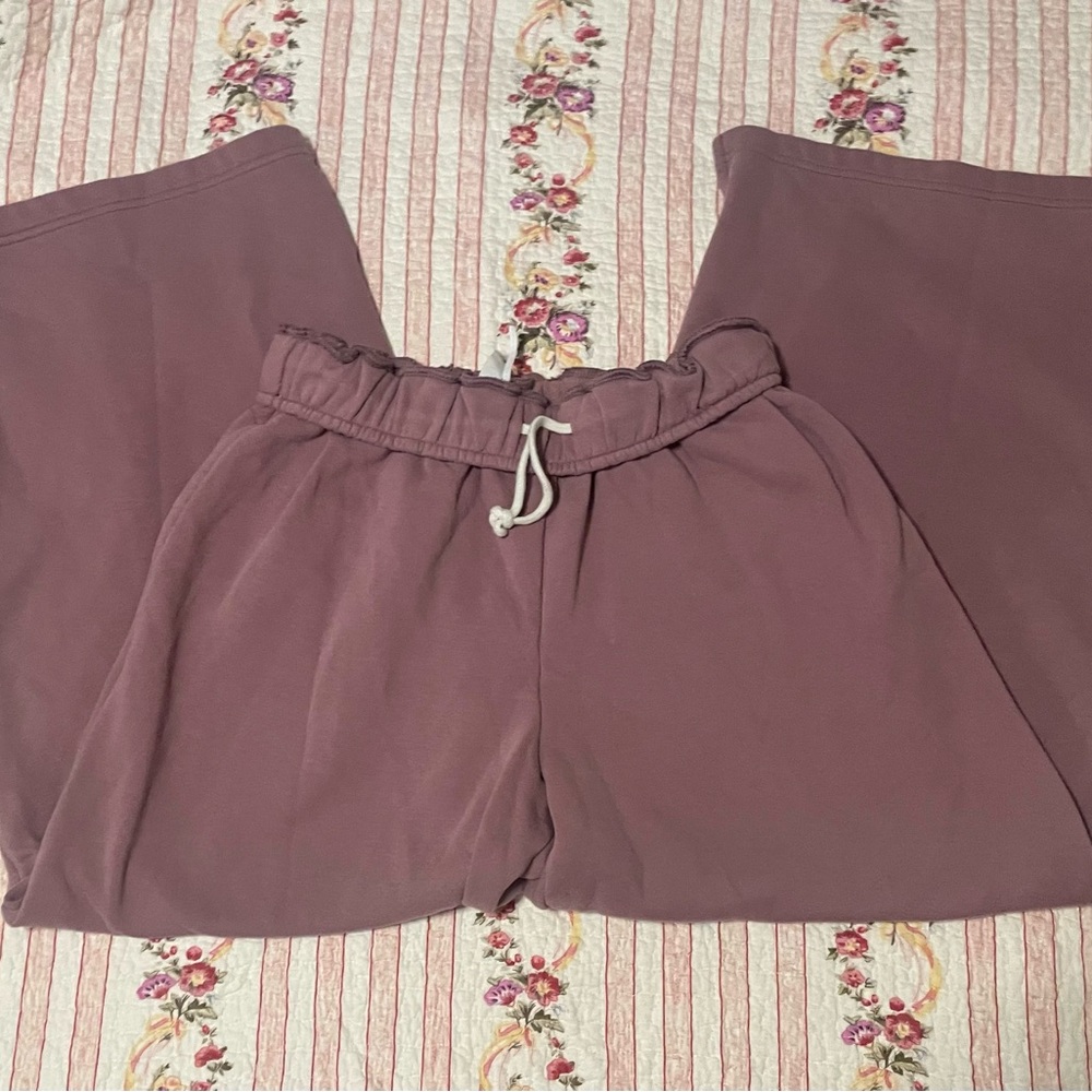 Urban Outfitters Out From Under Hoxton wide leg sweatpant Size Medium